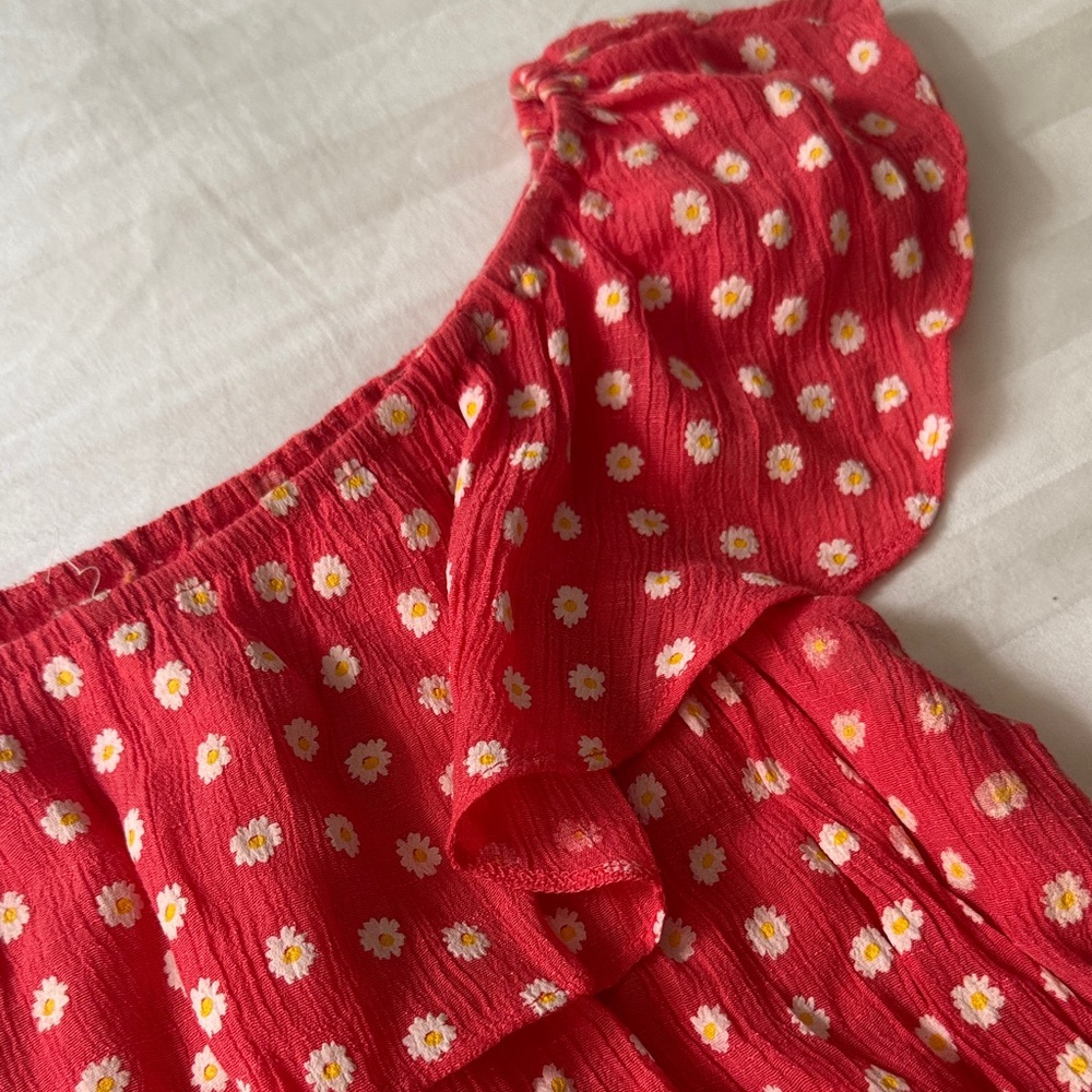 Red Floral Ruffle Top - Picture 4 of 6